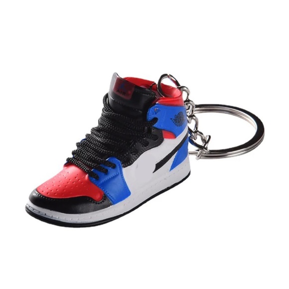 Mini Basketball Nike Air Jordan 3D Sneaker Keychain. - Picture 2 of 10